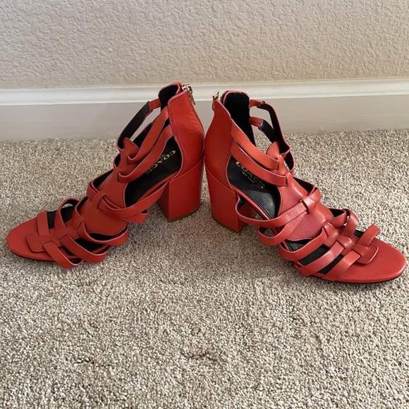 Coach Heels - Picture 4 of 9
